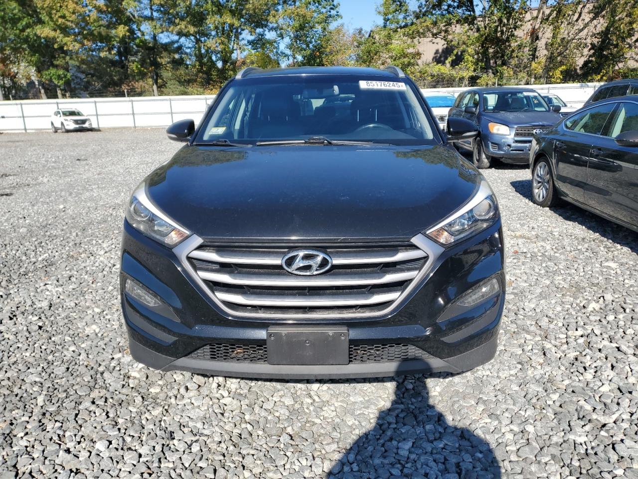 Lot #3269938988 2017 HYUNDAI TUSCON