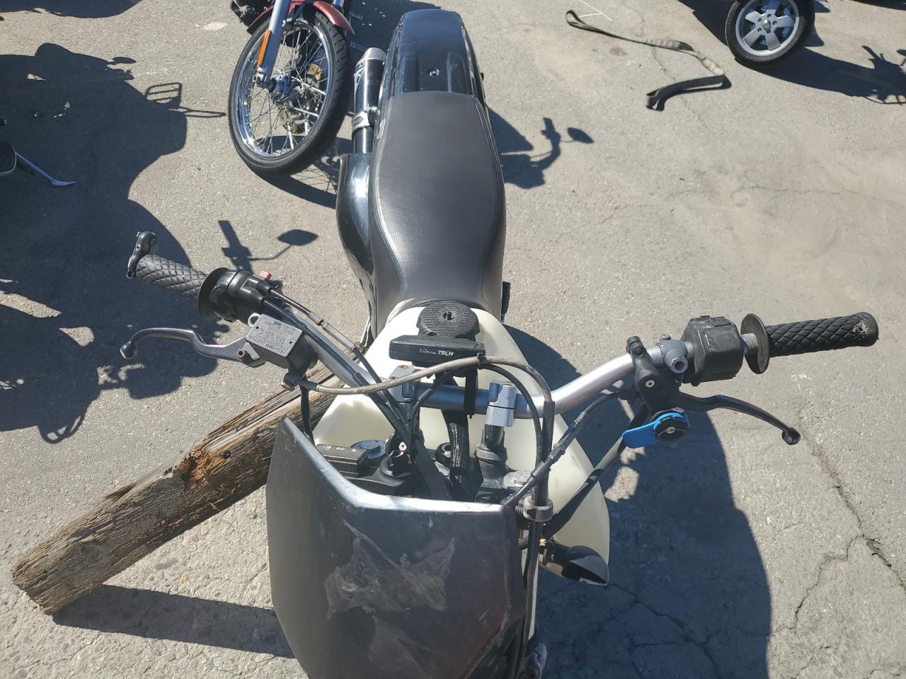 Lot #3278970034 2002 SUZUKI DR650 SE