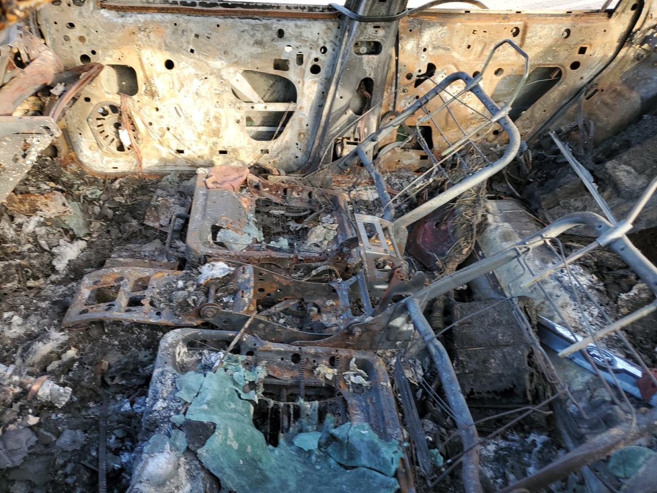 Lot #3290190219 2000 FORD TAURUS SES