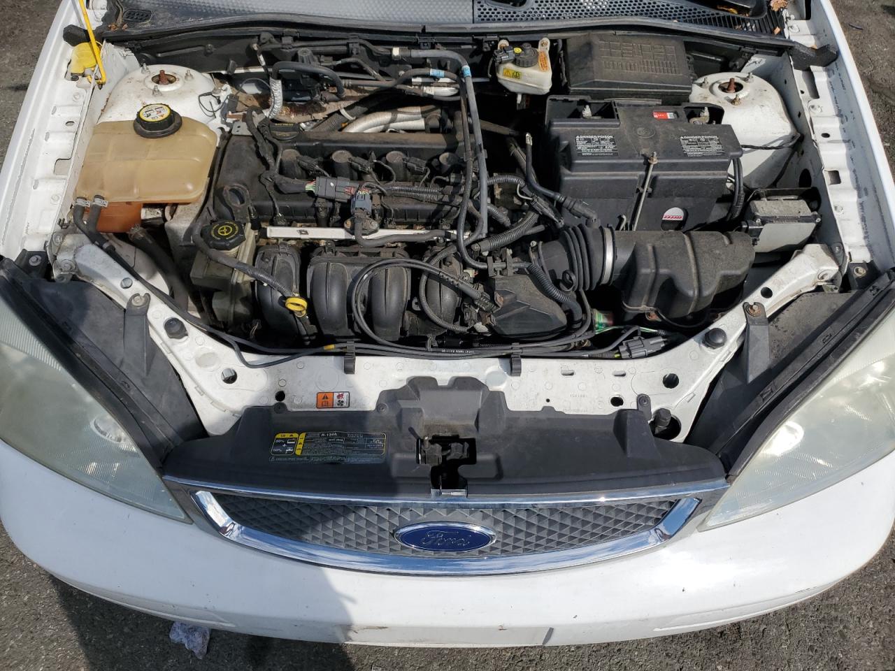 Lot #3274761793 2006 FORD FOCUS ZX4