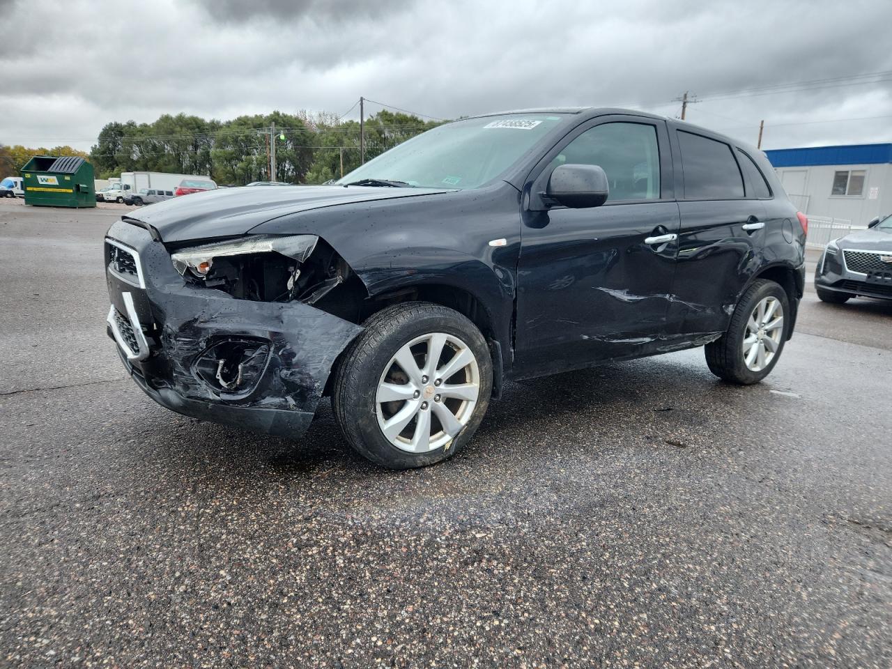 MITSUBISHI OUTLANDER ES