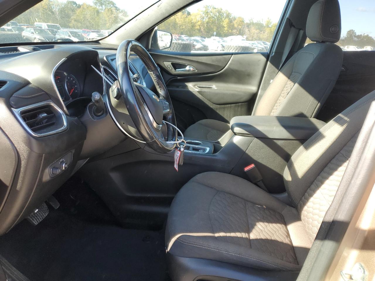 Lot #3301819333 2019 CHEVROLET EQUINOX LT