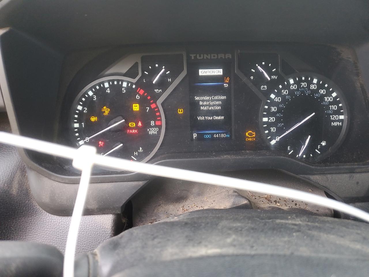 TOYOTA TUNDRA DOUBLE CAB SR