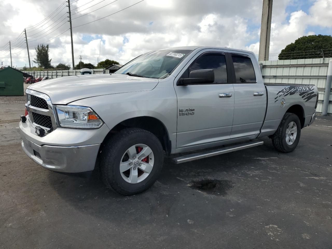 RAM 1500 SLT