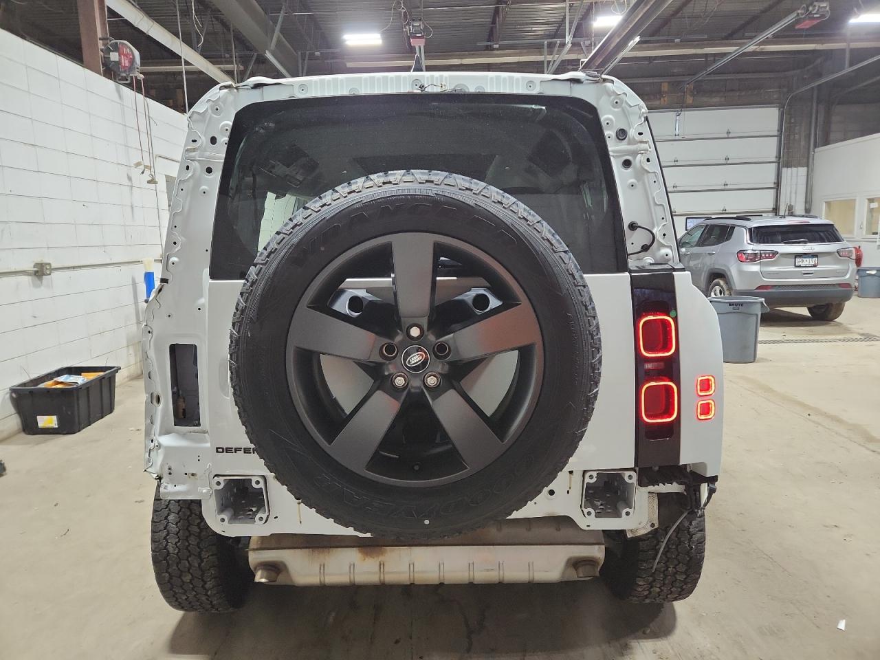 LAND ROVER DEFENDER 110 S