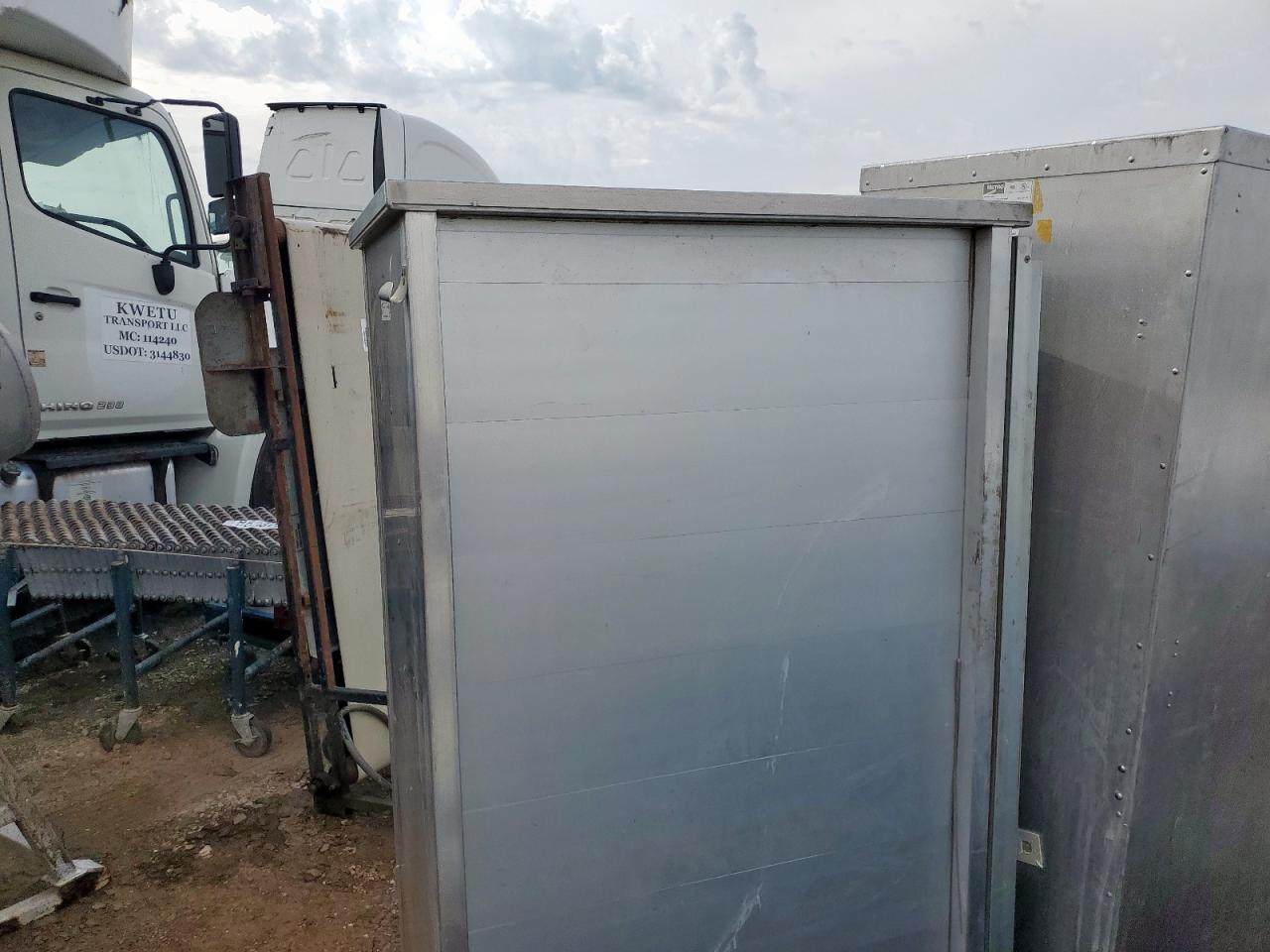 Lot #3261376500 2003 OTHER 2 COMMERCIAL FOOD WARMERS