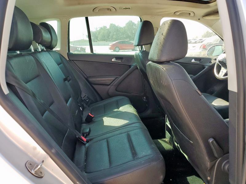 2012 VOLKSWAGEN TIGUAN S - WVGBV7AX1CW610274