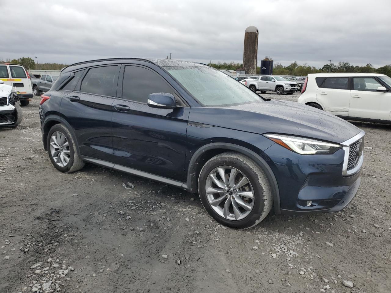 INFINITI QX50 ESSENTIAL