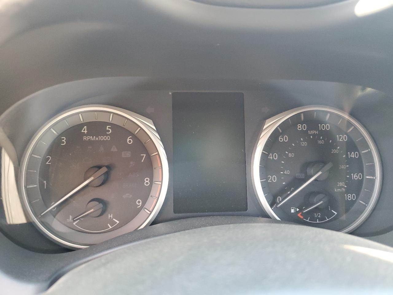 INFINITI Q50 RED SPORT 400