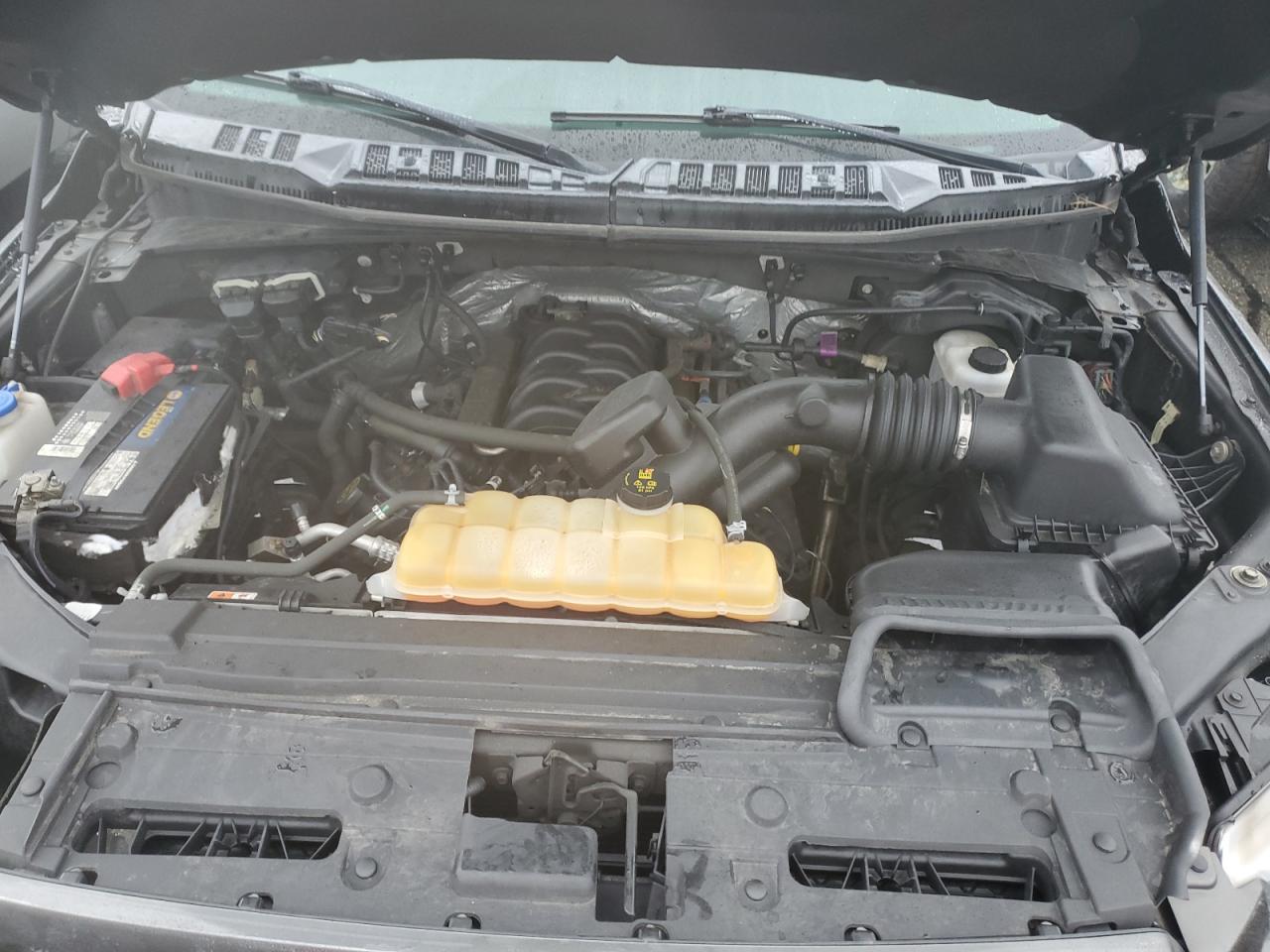 FORD F-150 SUPER CAB