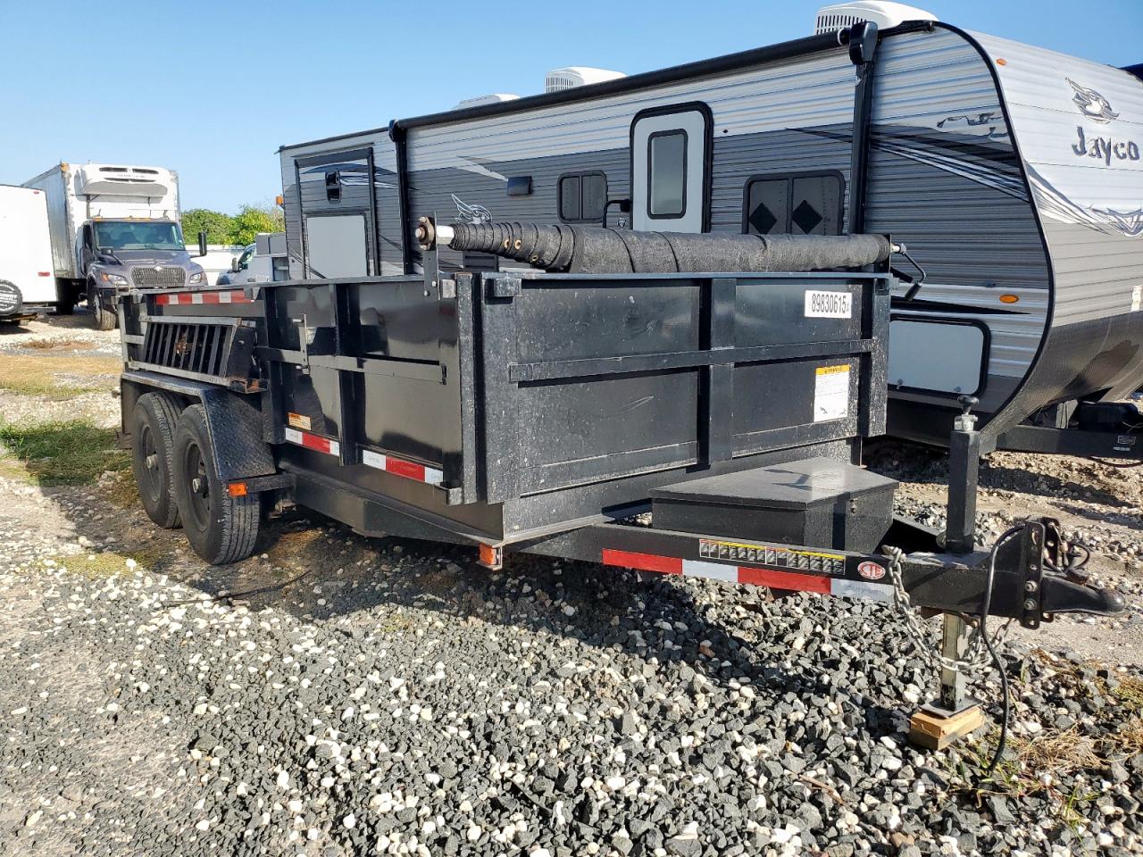 Lot #3275484772 2024 CARRY-ON UNKNOWN