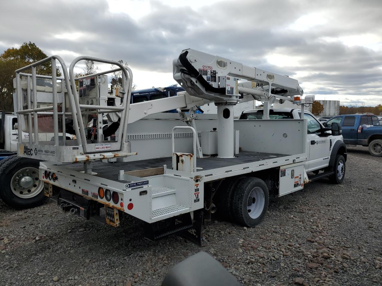 FORD F-550 SUPER DUTY