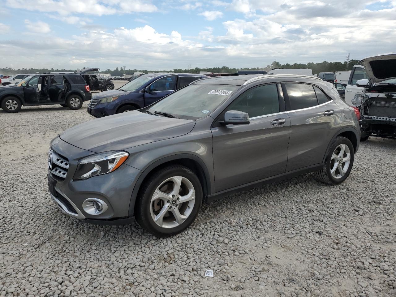 MERCEDES-BENZ GLA-CLASS 250
