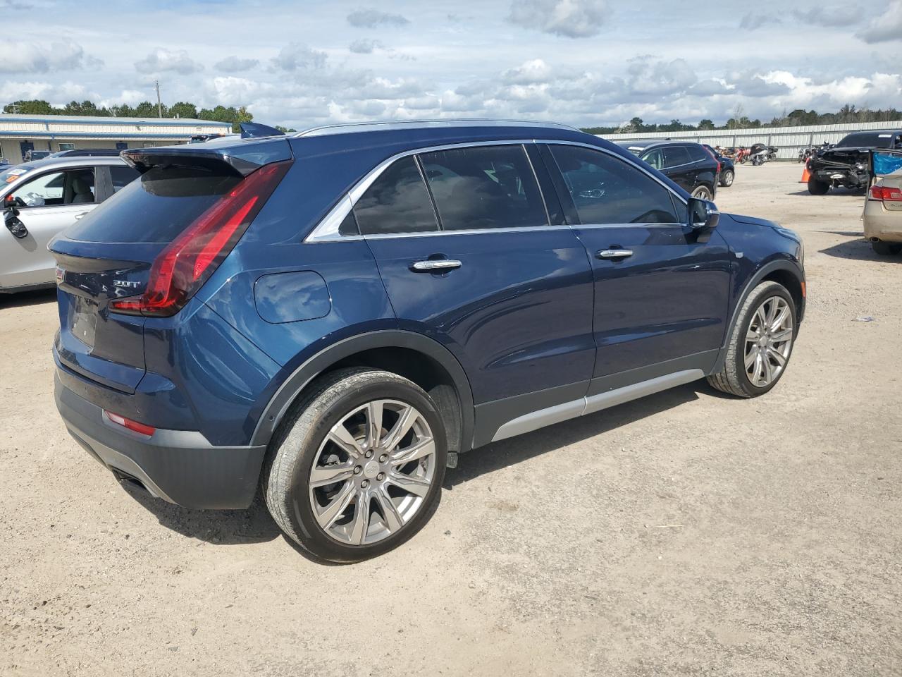 CADILLAC XT4 PREMIUM LUXURY