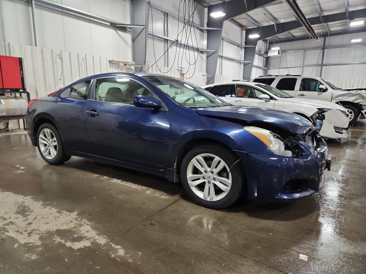 NISSAN ALTIMA S