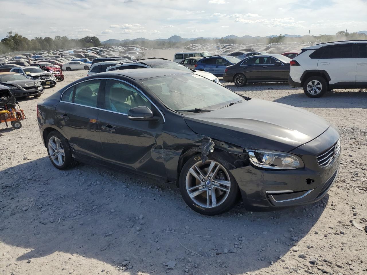 VOLVO S60 T5