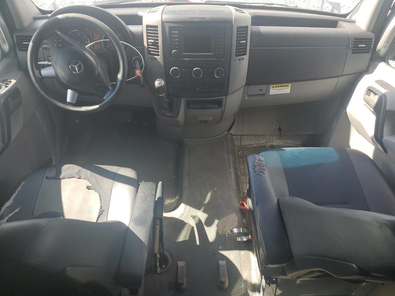 MERCEDES-BENZ SPRINTER 2500