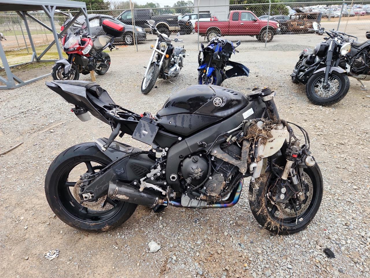 Lot #3283975819 2020 YAMAHA YZFR6