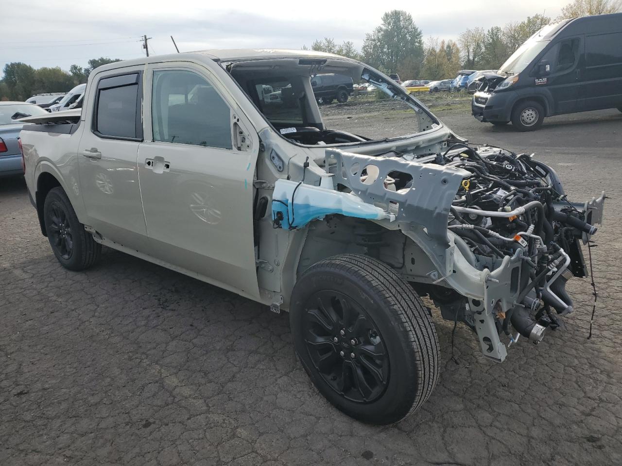 FORD MAVERICK LARIAT