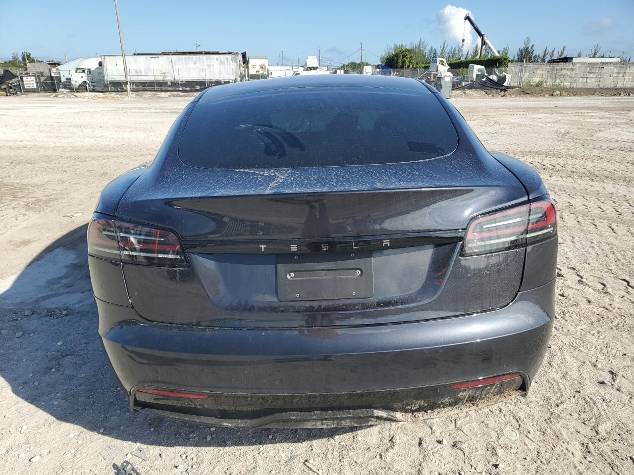 TESLA MODEL S