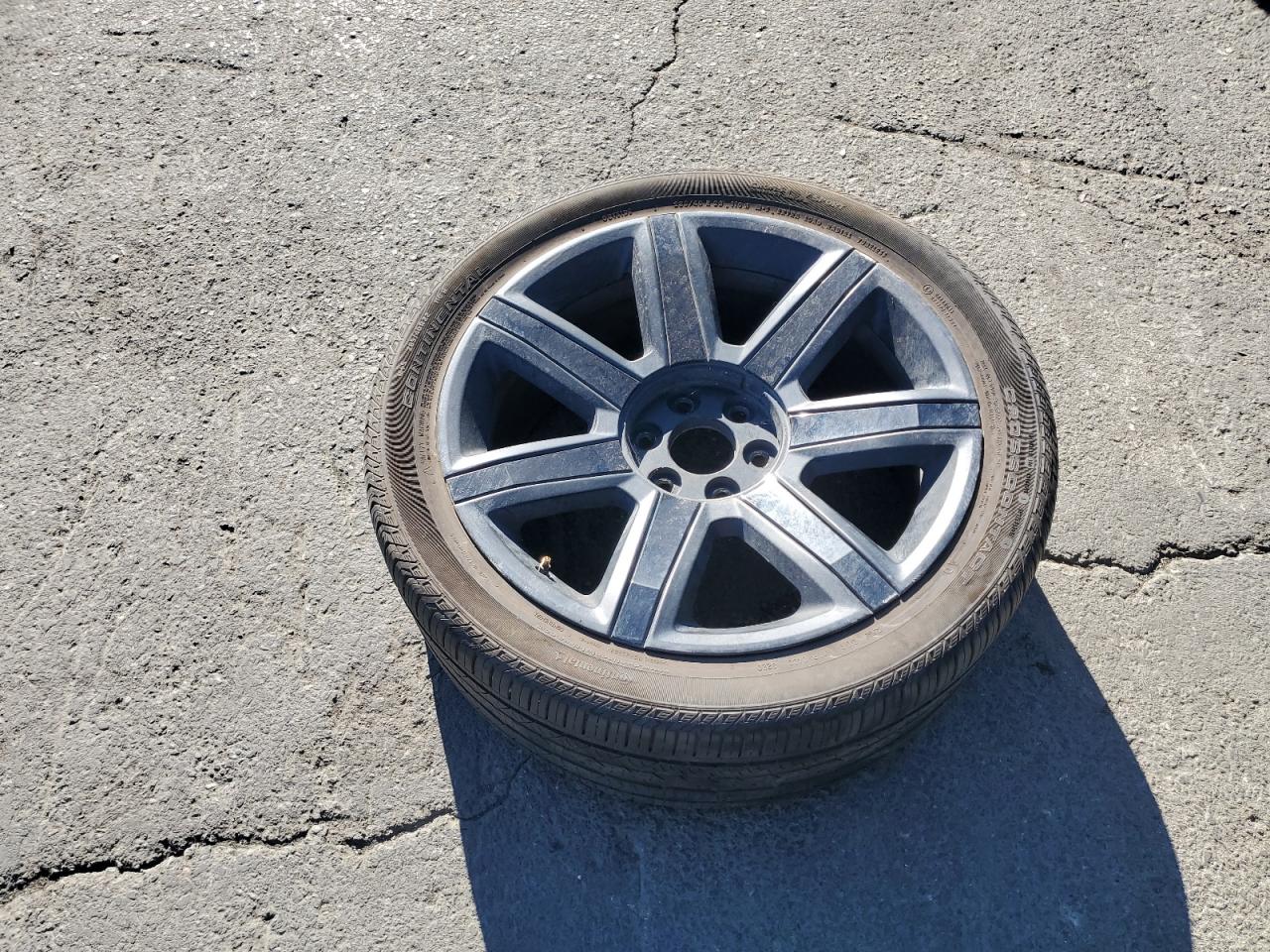 CADILLAC ESCALADE PREMIUM