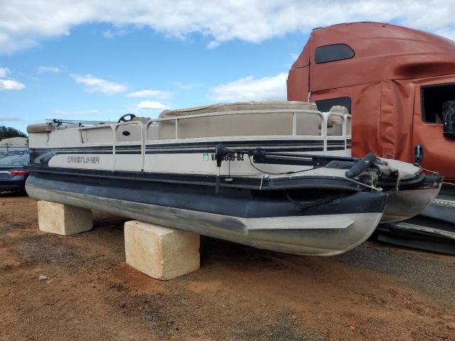 Global Auto Auctions: 2000 CRESTLINER BOAT