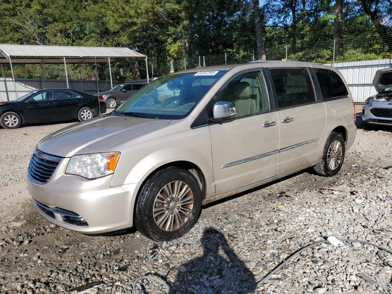 CHRYSLER TOWN & COUNTRY TOURING L