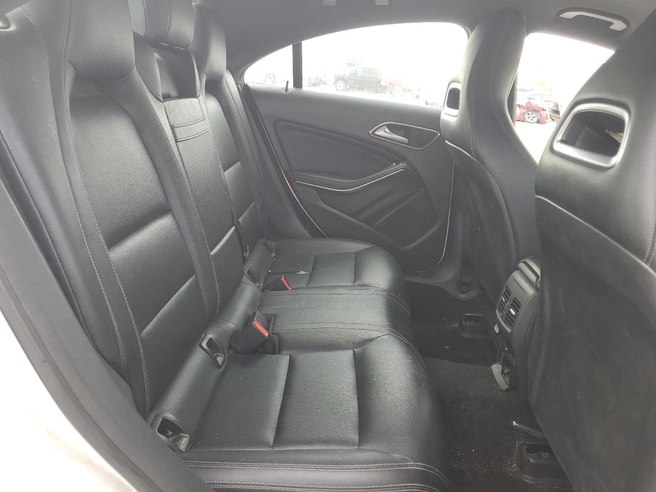 MERCEDES-BENZ CLA-CLASS 250 4MATIC