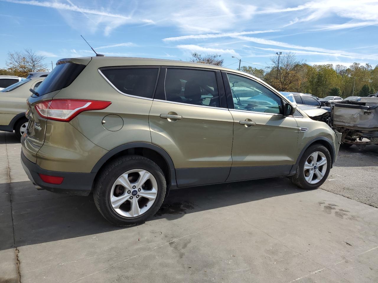 FORD ESCAPE SE
