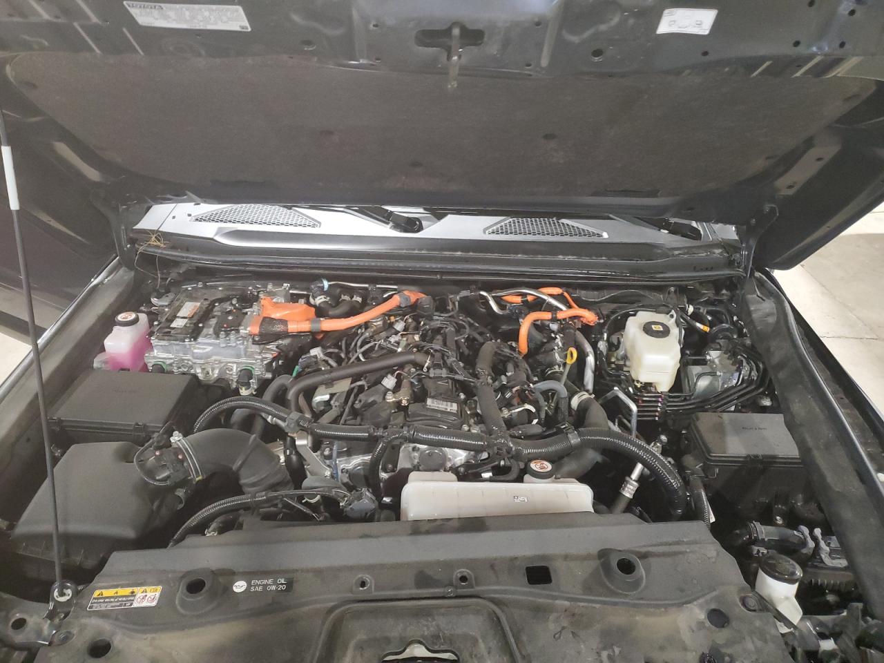 TOYOTA LAND CRUISER BASE