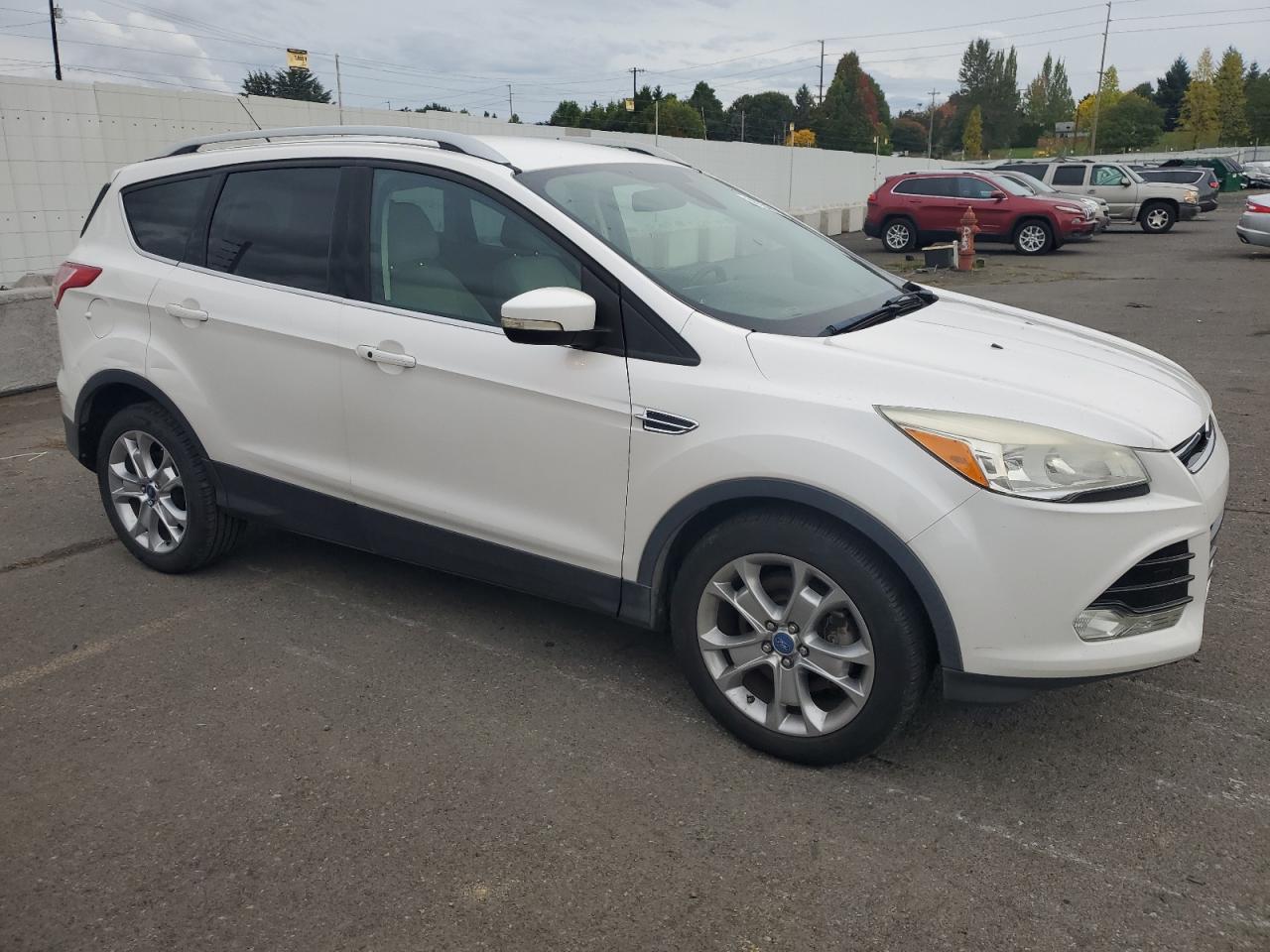 FORD ESCAPE TITANIUM