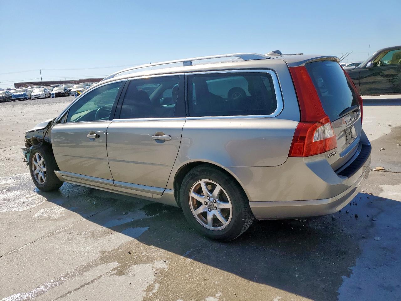 Lot #3290424847 2008 VOLVO V70 3.2