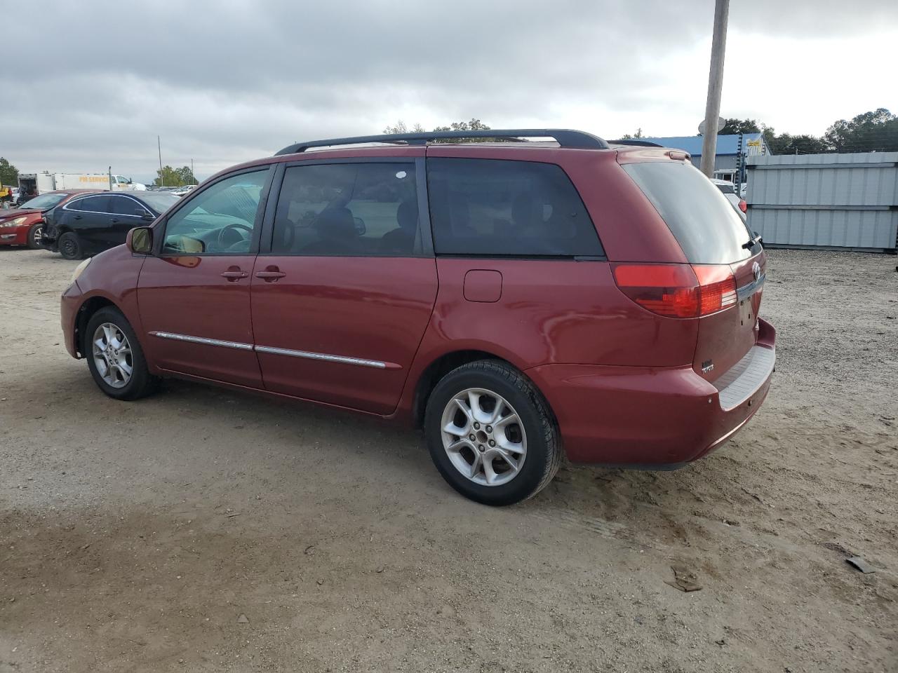 Lot #3297172885 2005 TOYOTA SIENNA XLE