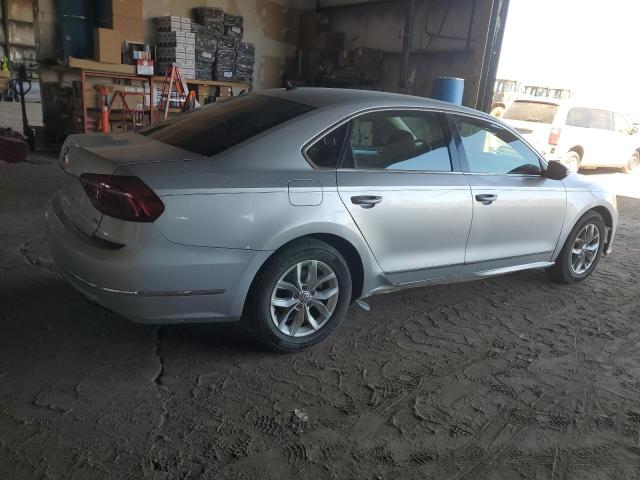 2017 VOLKSWAGEN PASSAT S 1VWAT7A36HC033198