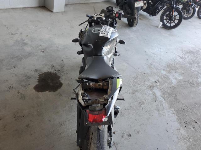 2022 TRIUMPH MOTORCYCLE STREET TRIPLE - SMTA554SXNTAZ2758