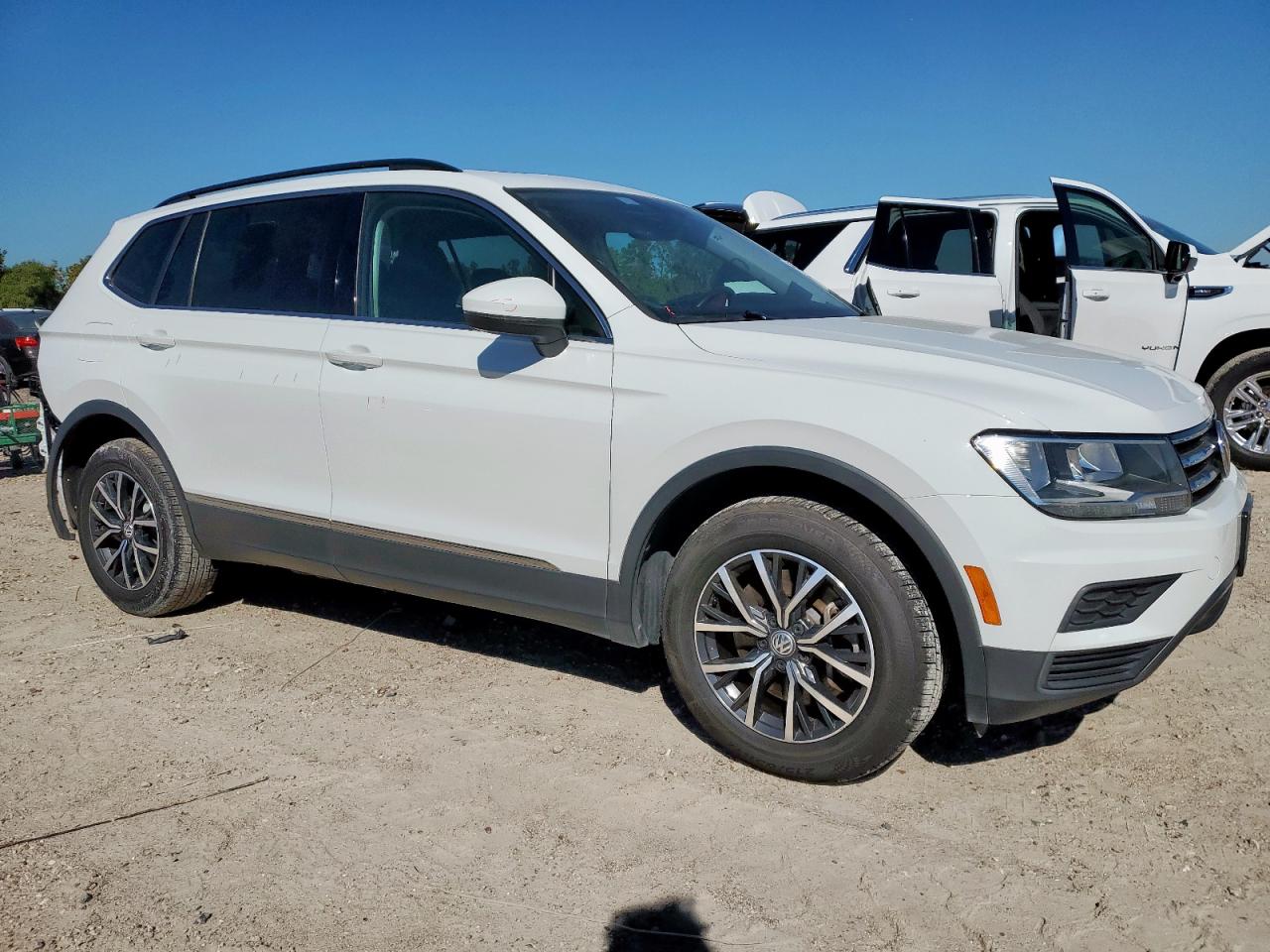 VOLKSWAGEN TIGUAN SE