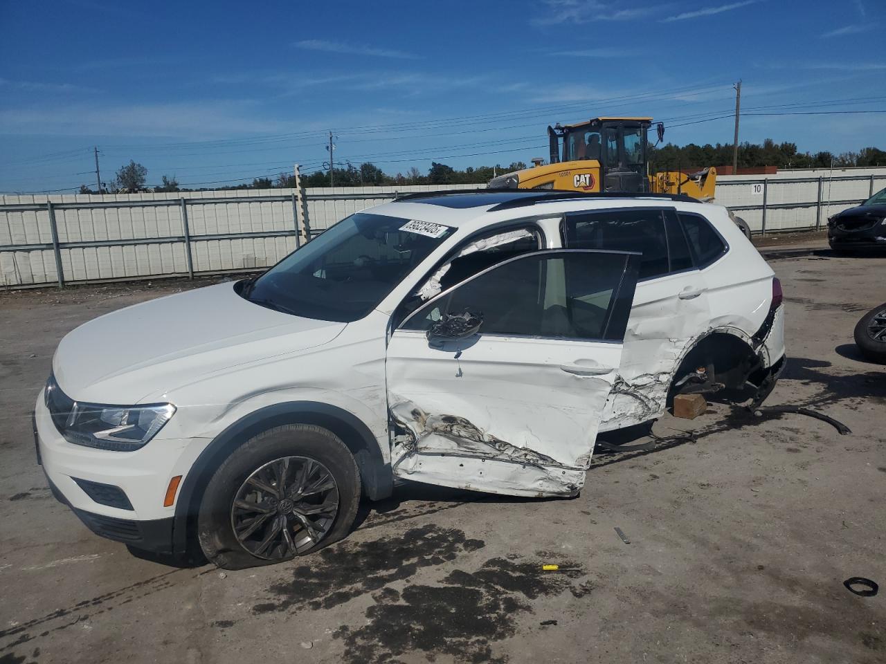 Lot #3282425270 2020 VOLKSWAGEN TIGUAN SE