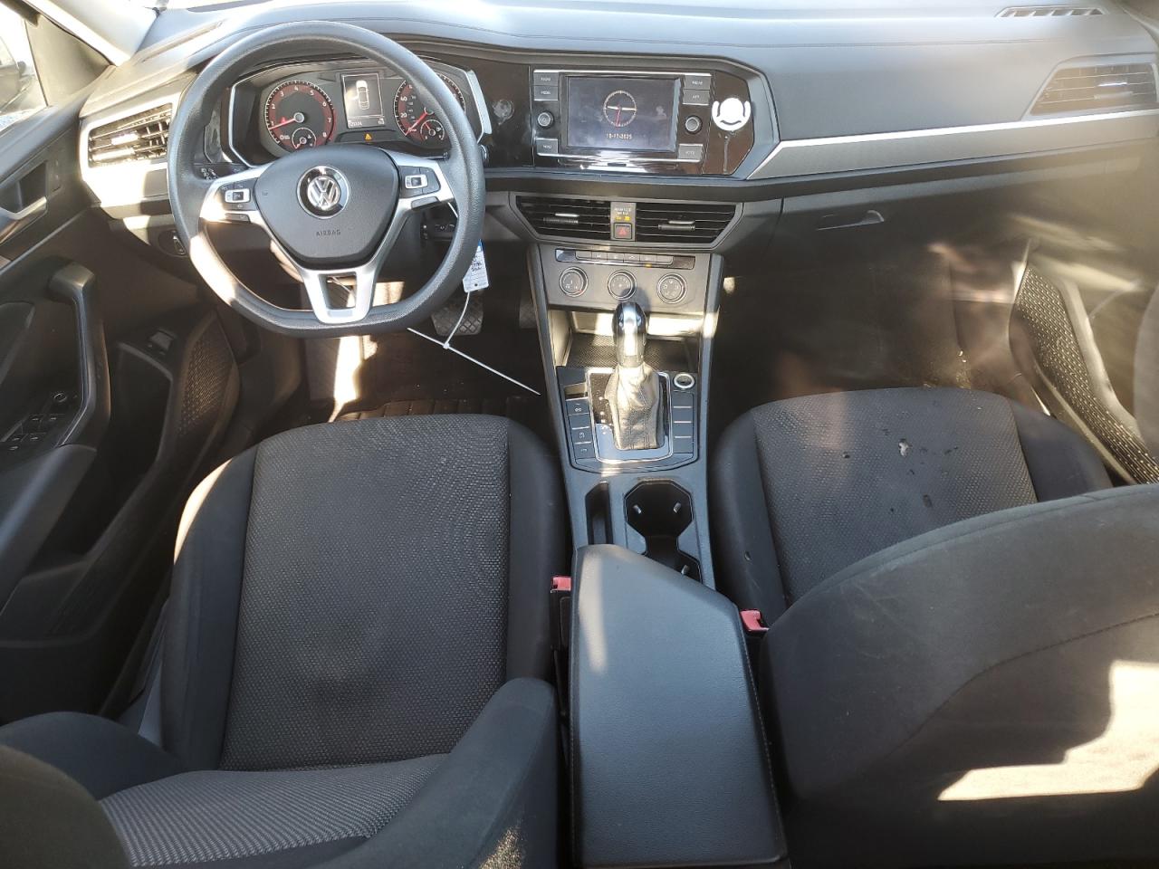 VOLKSWAGEN JETTA S
