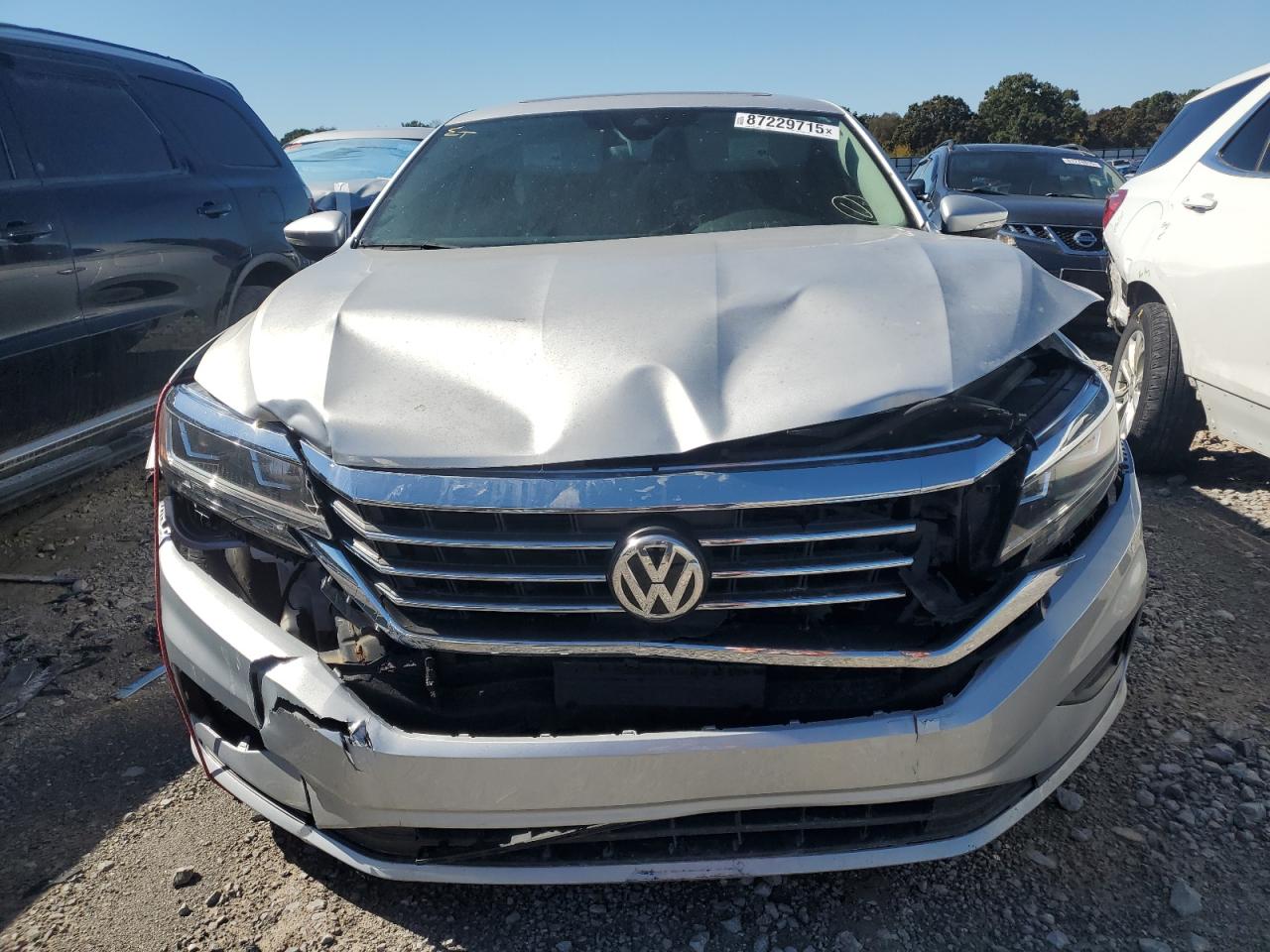 VOLKSWAGEN PASSAT SE