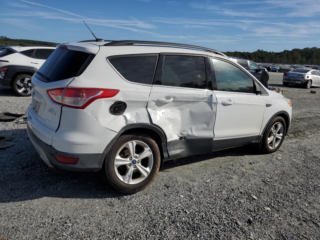 FORD ESCAPE SE
