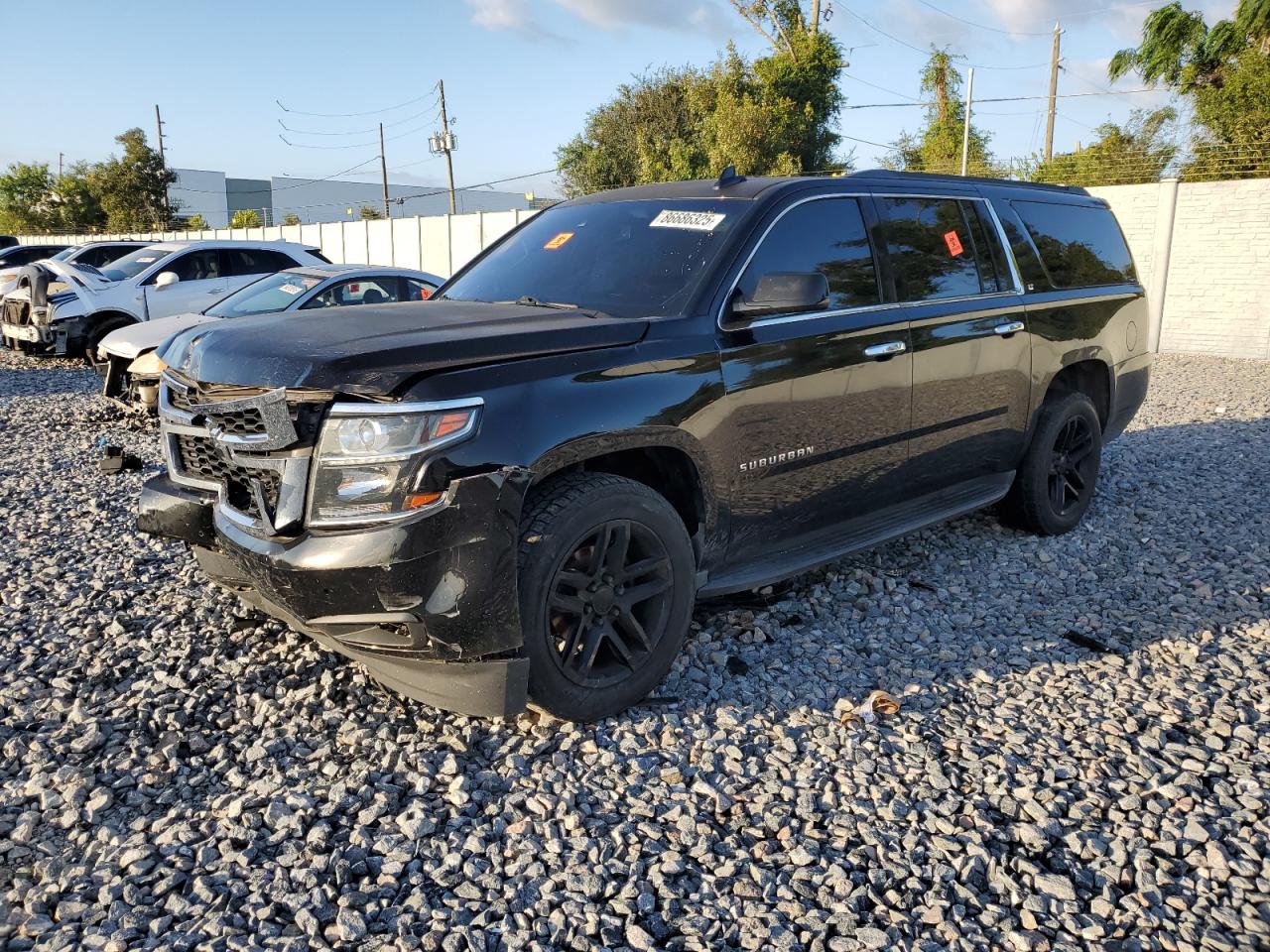 CHEVROLET SUBURBAN C1500 LT