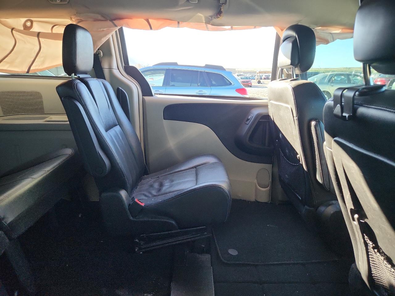 CHRYSLER TOWN & COUNTRY TOURING