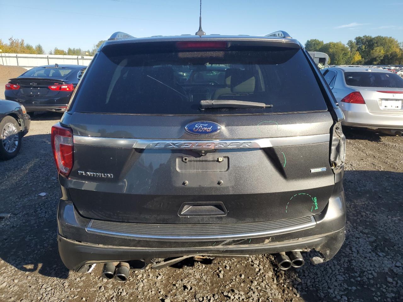 FORD EXPLORER PLATINUM