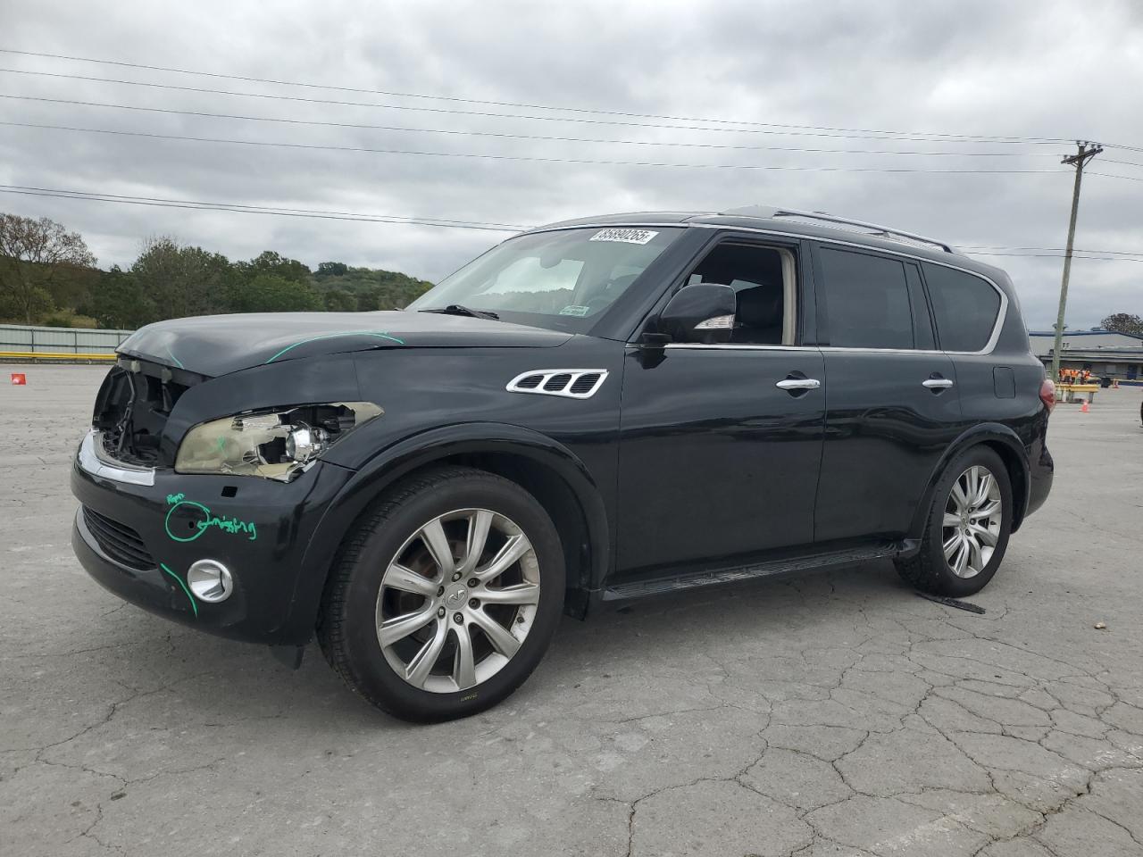 INFINITI QX56