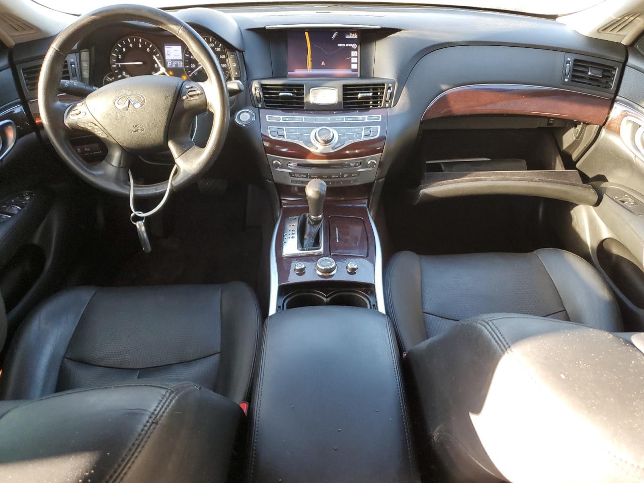 INFINITI M37 X