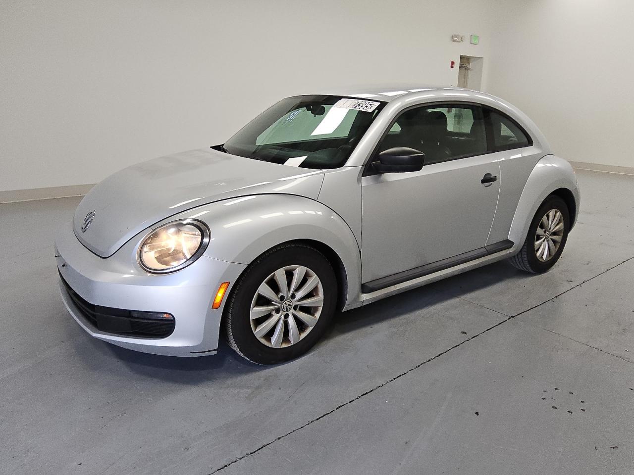 VOLKSWAGEN BEETLE