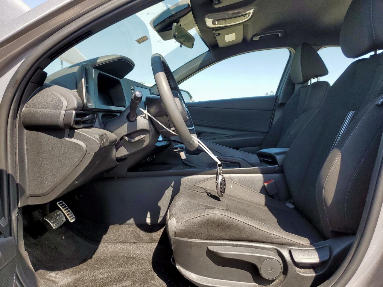 HYUNDAI ELANTRA SEL SPORT