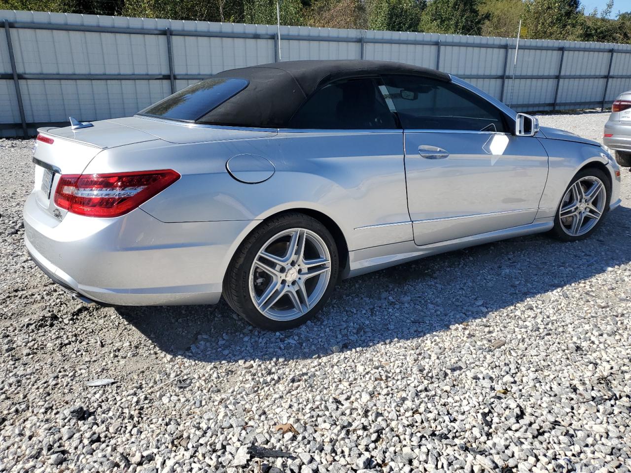 MERCEDES-BENZ E-CLASS 550