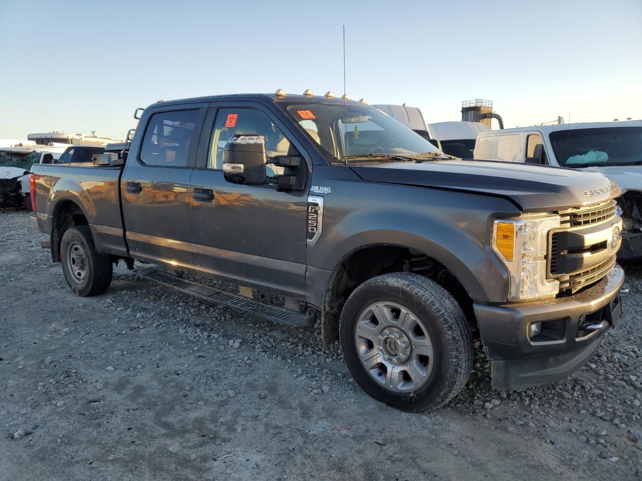 FORD F-250 SUPER DUTY
