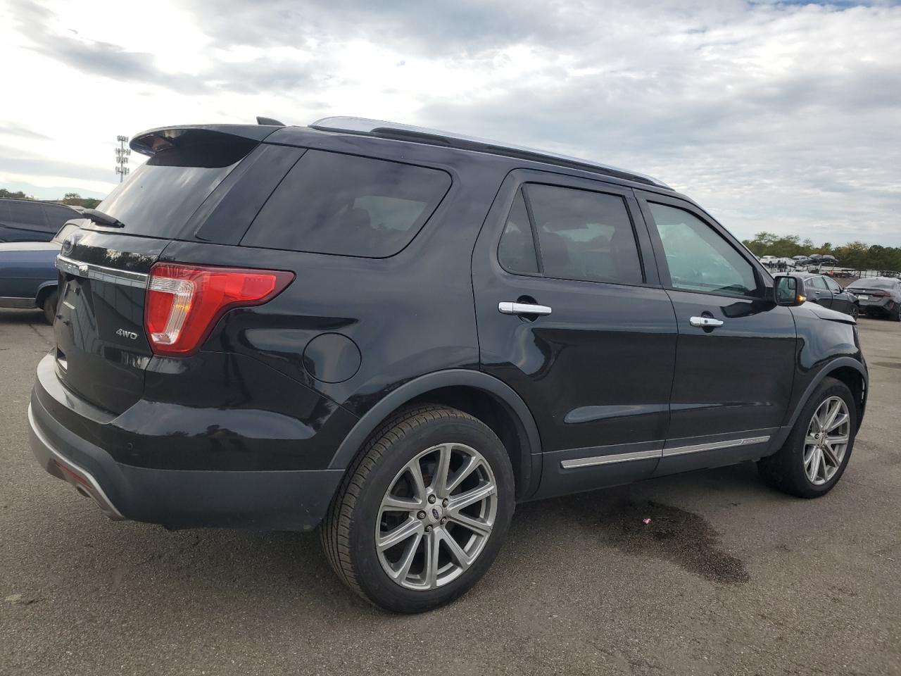 FORD EXPLORER LIMITED